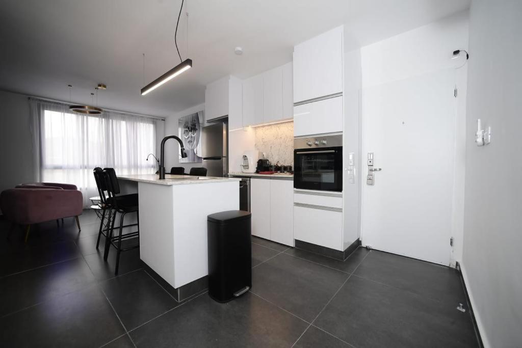 Z-32 Luxury Boutique Apartment Eilat Exterior foto